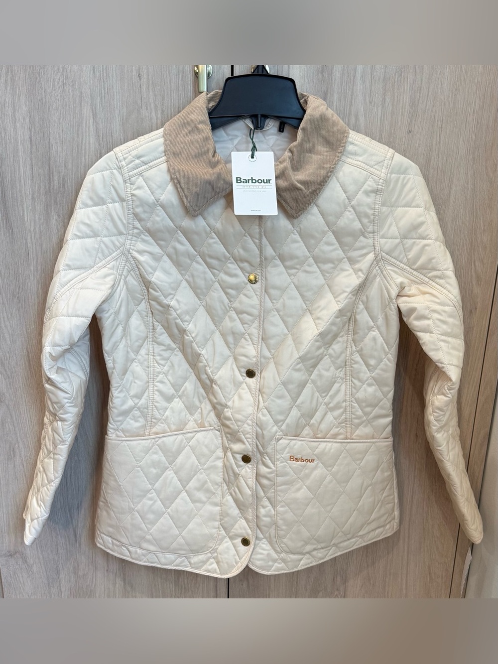NWTs Barbour Annandale Quilted Jacket. Color is Calico. Sz. 6 US
